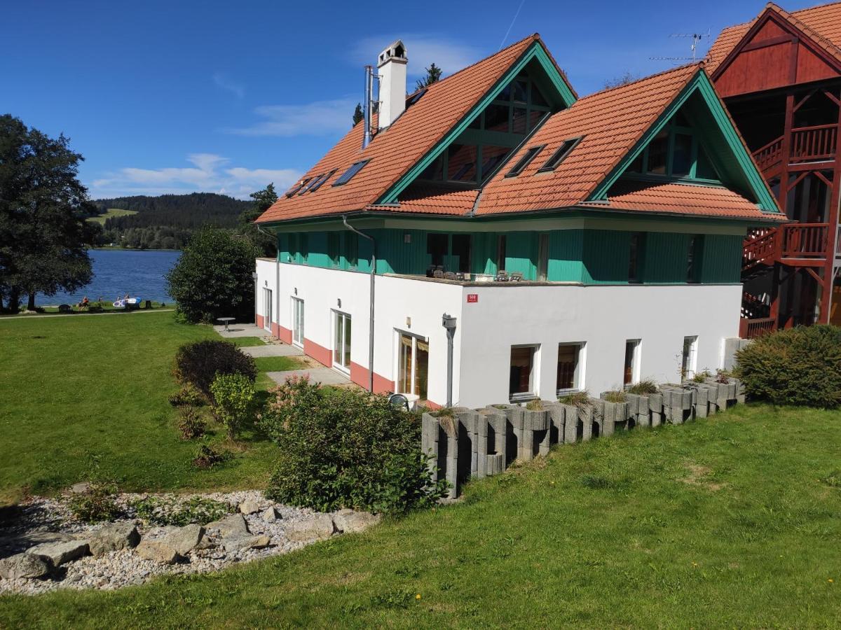 Apartamento Lipno Riviéra - Myši v botě Lipno nad Vltavou Exterior foto