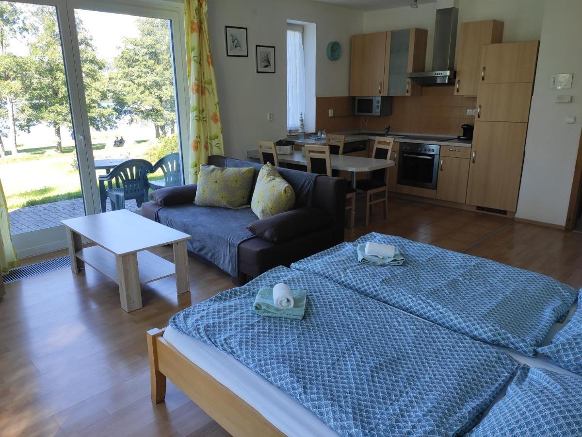 Apartamento Lipno Riviéra - Myši v botě Lipno nad Vltavou Exterior foto